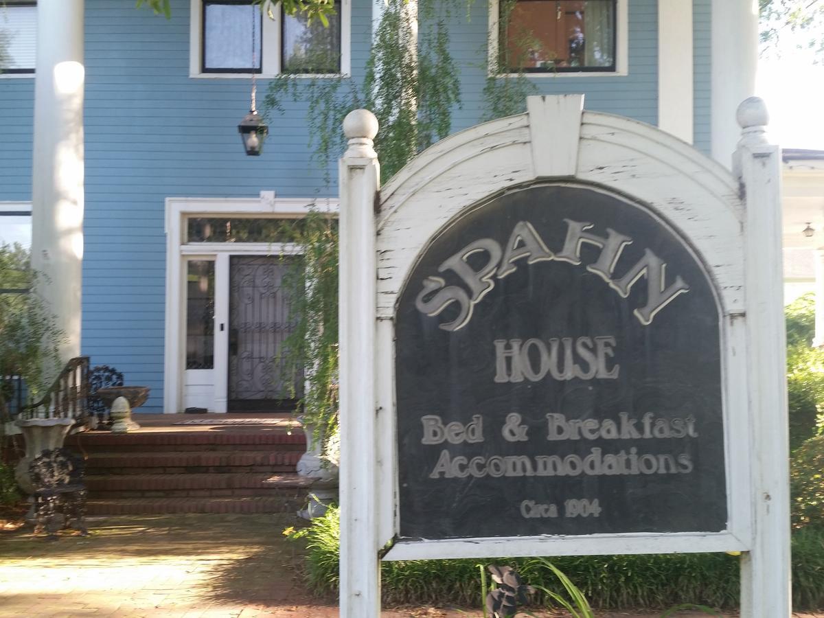 Spahn House Bed And Breakfast Senatobia Eksteriør billede