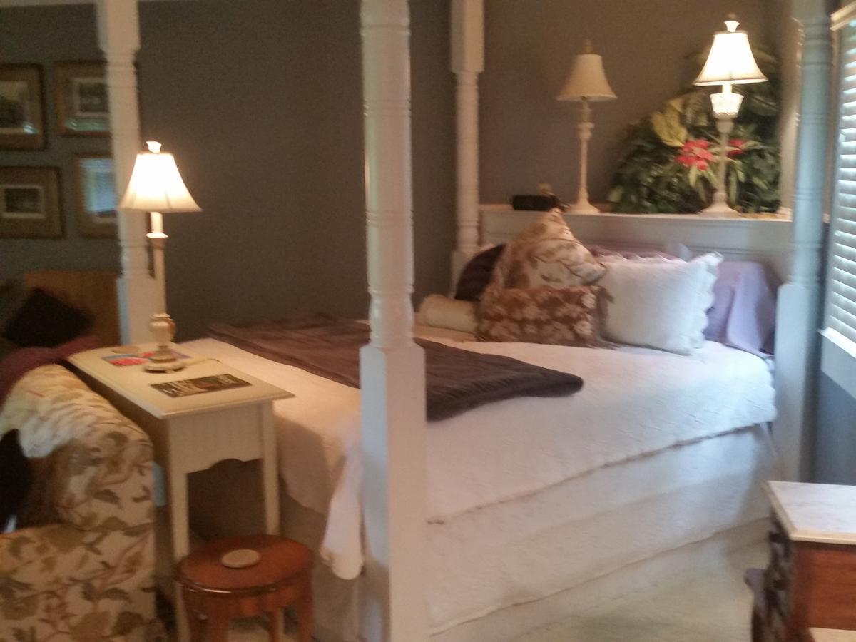 Spahn House Bed And Breakfast Senatobia Eksteriør billede