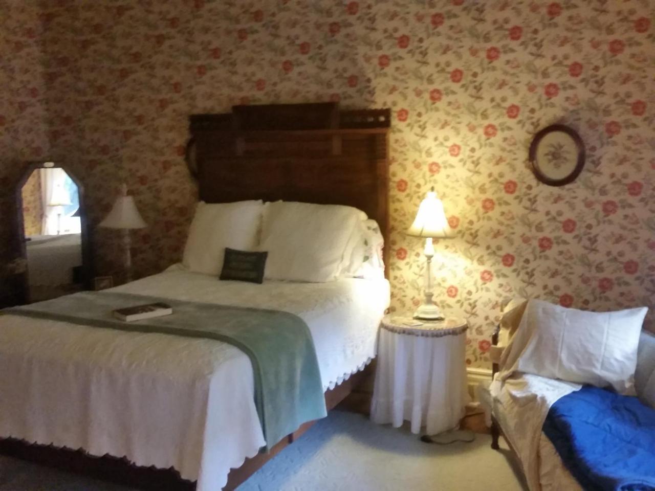 Spahn House Bed And Breakfast Senatobia Eksteriør billede